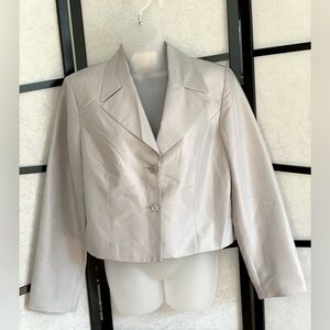 Vintage Silk Blazer ~ cropped ~ Light Gray 100% Silk ~ Size 12 ~ New With Tags